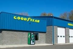 thumbs_huddle-tire-1